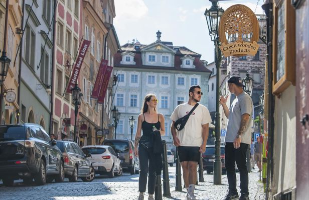 Charles Bridge, Old Town district and Prague Castle guided tour