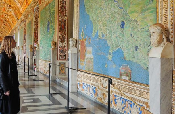 Semi-Private Early Morning Guided Vatican Tour