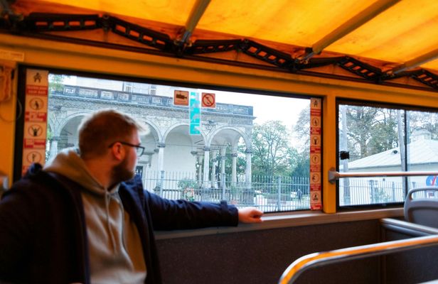 Big Bus Prague Hop-On Hop-Off Tour with Optional River Cruise