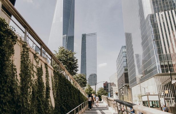 9-11 Memorial tour with priority entrance museum tickets