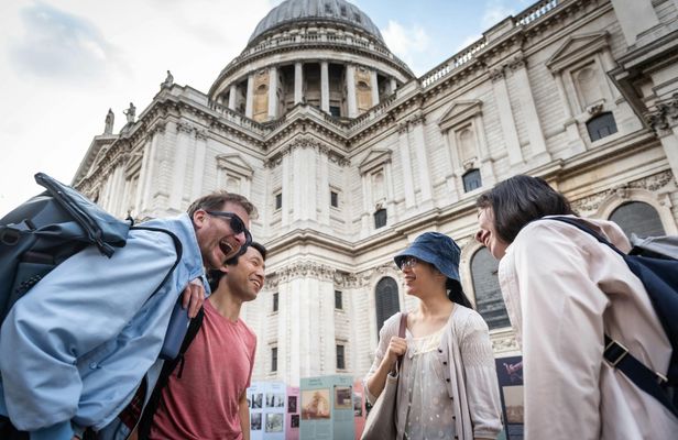 Harry Potter Guided Tour with Thames Cruise and St Paul’s Cathedral