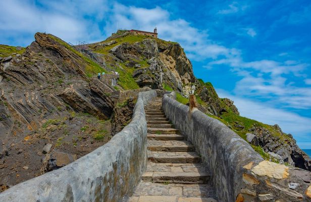 Guided Tour of San Juan de Gaztelugatxe, Bermeo, Mundaka and Gernika