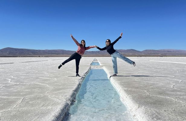 Fullday adventure tour to the Great Salt Flats from Salta