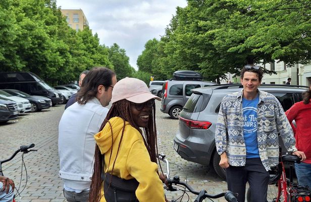 Berlin street food experience by bike