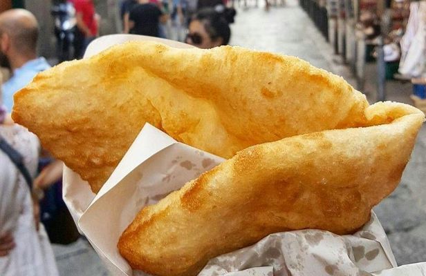 Naples Street Food Walking Tour with Tastings