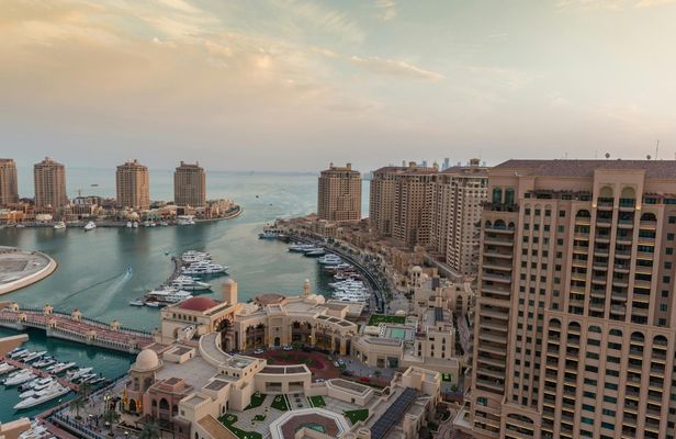 Shared Departure and Transfer from Pearl Qatar to Airport or Port
