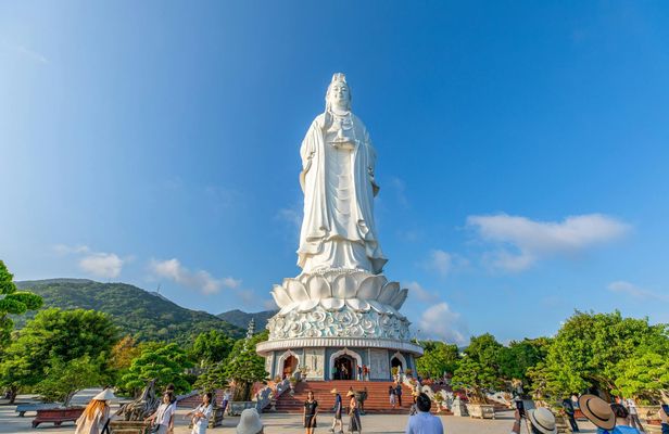 Da Nang museums and Dragon Bridge half-day tour