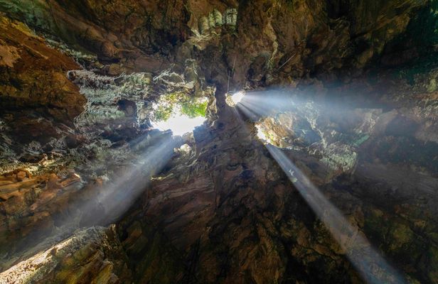 Da Nang tour of museums, bridges and Marble Mountains