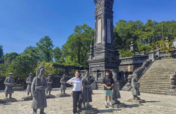 Full-day tour - Hue City, craft villages and a boat trip on the Perfume River