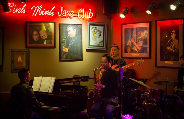 Private guided tour of Hanoi's street food and music scene