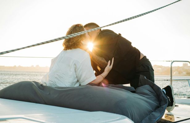 Cascais romantic private cruise with sparkling wine