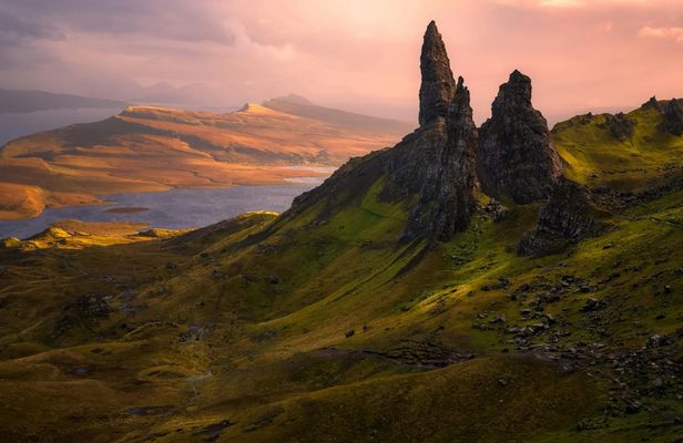 5-Day Isle of Skye, Loch Ness and Inverness Tour with Jacobite Train