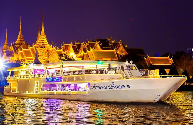 Dinner Cruise on Chao Phraya River in Bangkok