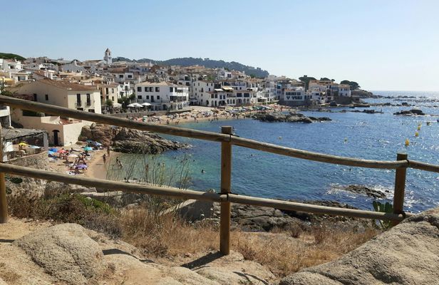 Costa Brava Typical Villages Tour from Barcelona