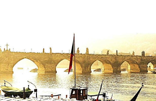 Prague walking tour of Old Town and Prague Castle