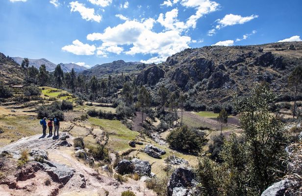 Private full-day hike to Balcon del Diablo