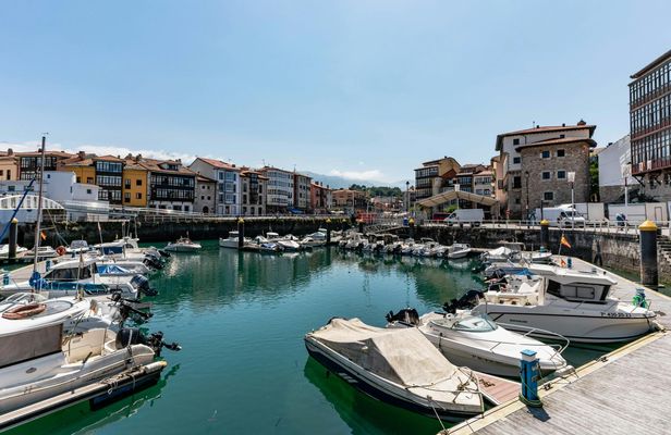 Ribadesella, Llanes and San Vicente de la Barquera tour from Gijon
