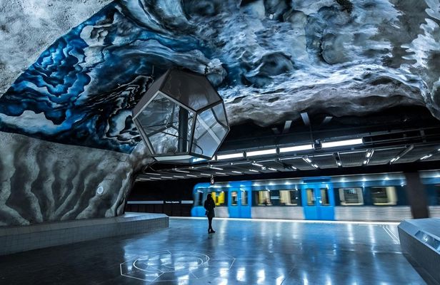 Naples Metro Art Private Guided Tour
