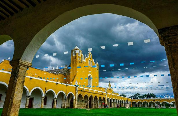 Full-Day Tour to Izamal and Kimbilá With the Maya Train