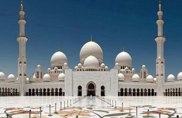 Abu Dhabi city tour with Ferrari World entry ticket