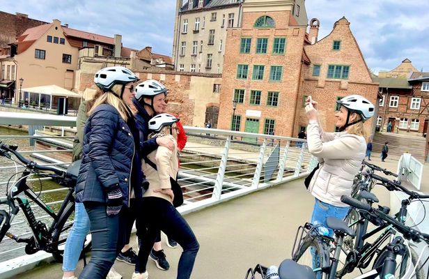 Private Gdańsk bike tour for 2 people