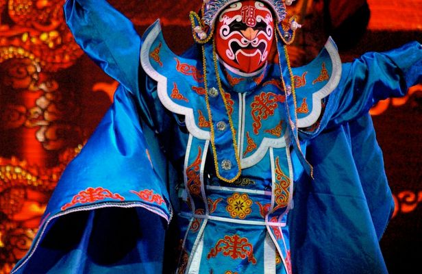 Beijing Peking Opera Traditional Paint Guided Experience