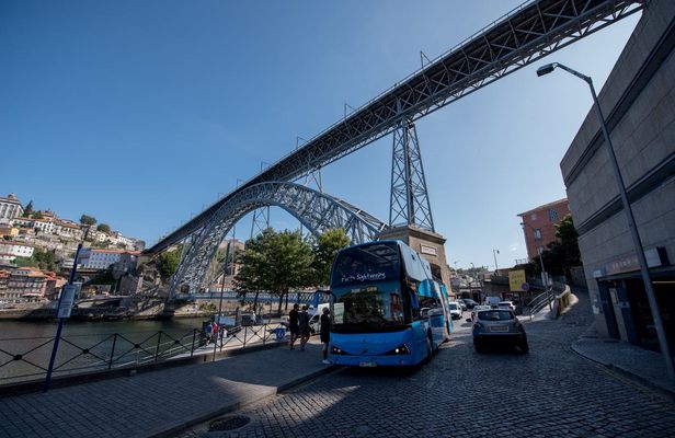 48 hours bus tour of Porto with river cruise and wine cellars' visit