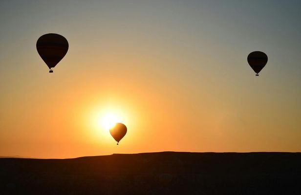 Sunrise Hot Air Balloon Experience from Pamukkale and Denizli