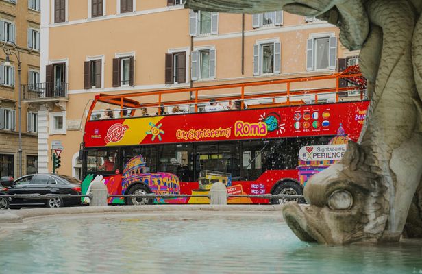 Rome Hop-On Hop-Off Tour with Train Transfer from Civitavecchia