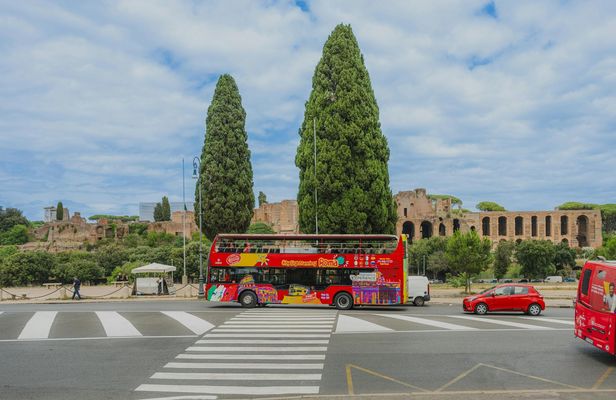 Rome Train Trip from Civitavecchia with Hop-On Hop-Off and Colosseo