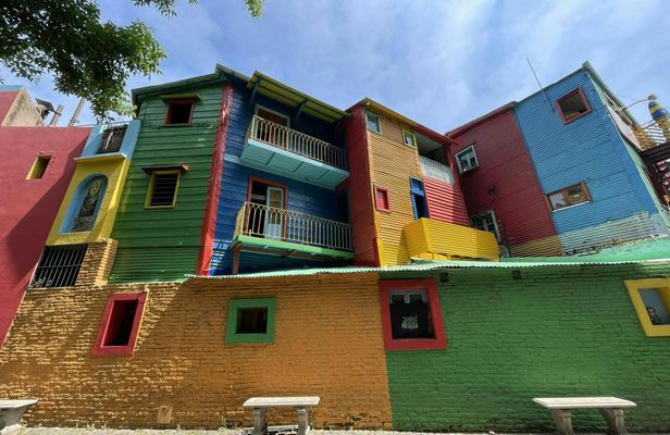 San Telmo and La Boca Bike Tour in Buenos Aires