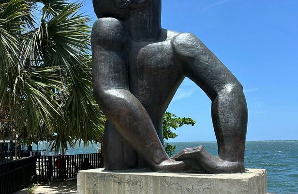 Historical tour of Kingston's culture and cuisine