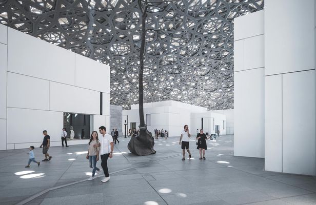 Abu Dhabi Louvre Museum and Sheikh Zayed Grand Mosque Day Trip from Dubai