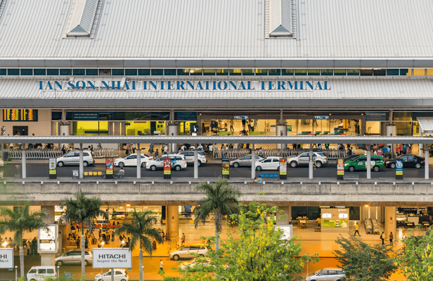 Transfer from Ho Chi Minh City Airport to Districts 1, 3, 10