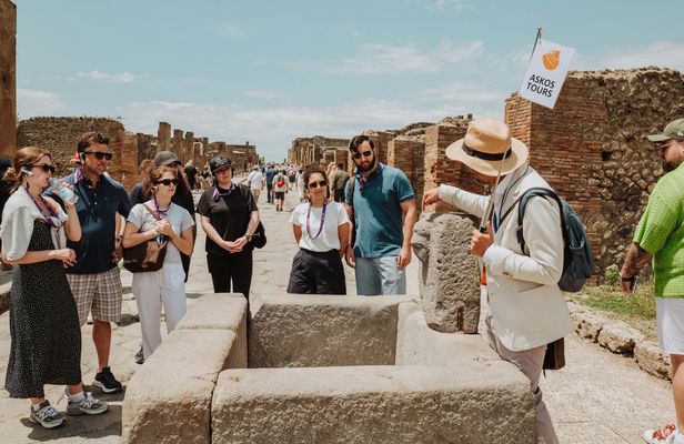 Pompeii Small Group Tour with transportation from Naples