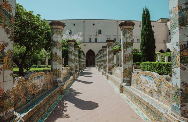 Cloister of St. Claire Guided Tour and Tickets