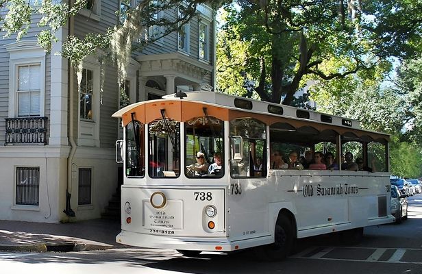 Old Savannah Historic Overview Tour by Open-Air Trolley