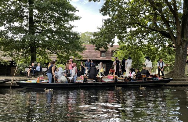 Excursion to Spreewald with boat trip on the Spree river