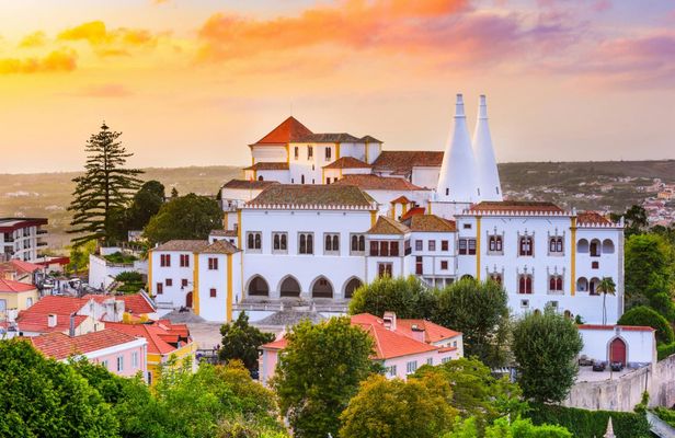 Sintra, Cascais and Estoril guided tour from Lisbon
