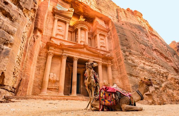 2-day Petra and Wadi Rum guided tour from Jerusalem