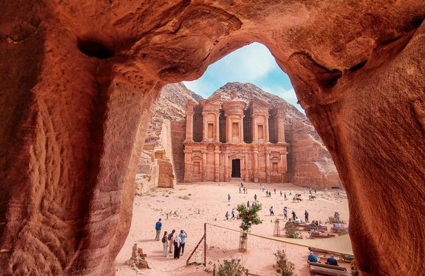 2-day Petra and Wadi Rum guided tour from Tel Aviv