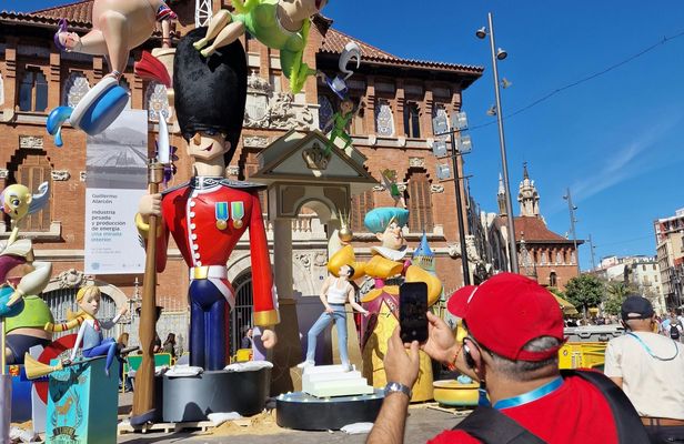 Best monuments guided tour during Valencia Fallas 2026