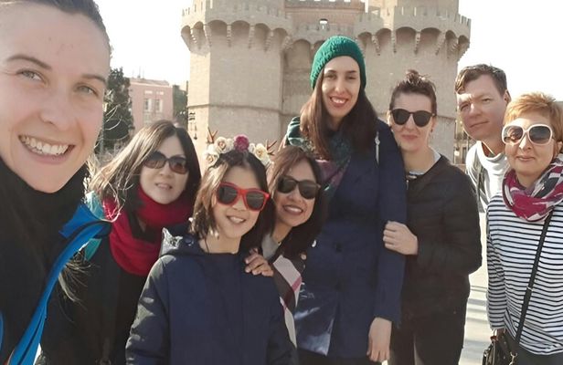 Valencia English tour with entry to La Lonja, Catedral and San Nicolás