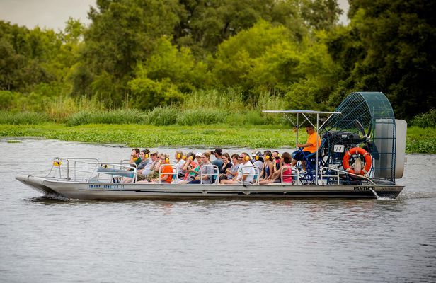 Air Boating Adventure Tour in New Orleans
