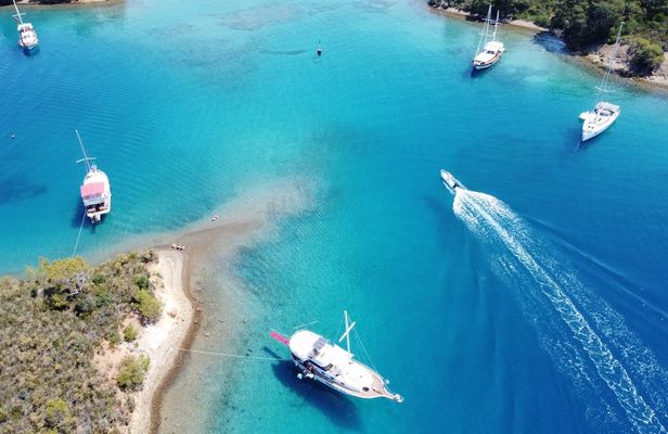 Göcek 12 islands boat trip from Sarigerme and Dalyan