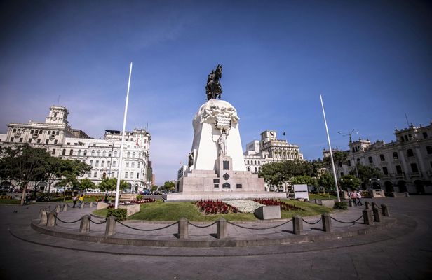 Lima panoramic guided tour
