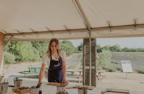 Lavender soap-making workshop in Aix-en-Provence