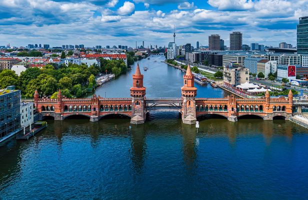 Solar-powered cruise on Berlin's Spree River