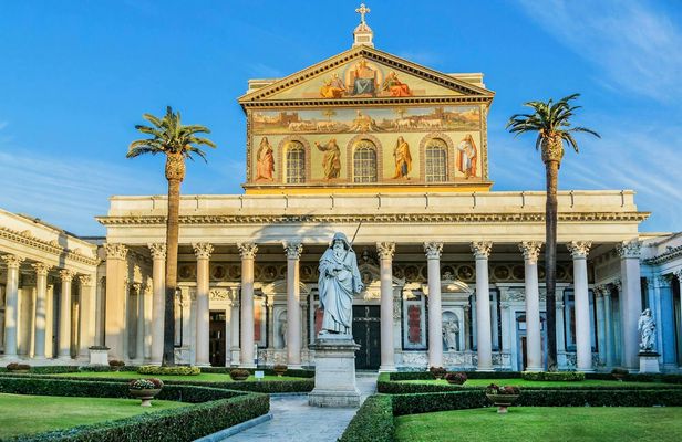 Rome’s Papal Basilicas and Holy Stairs tour with transfer