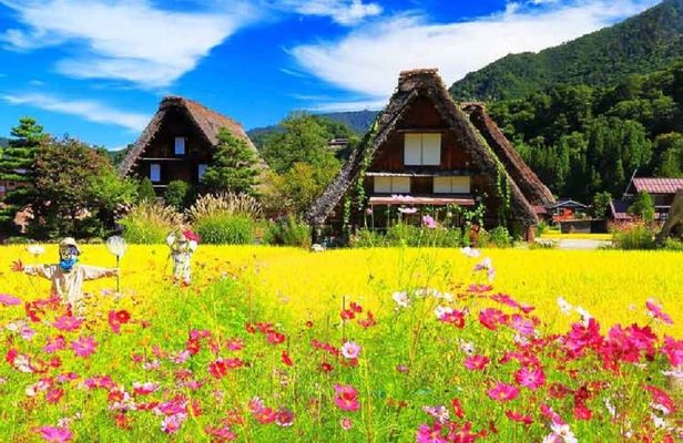 Hida Takayama and Shiragawa-go Guided Tour from Nagoya